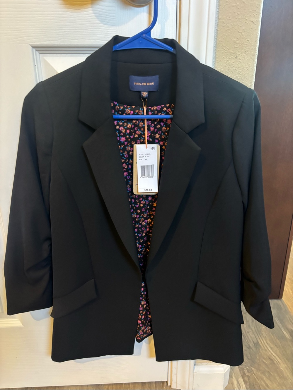 Skies Are Blue Black Women's Blazer with Floral Lining